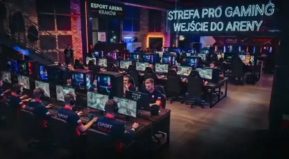Reporter e-sportowy